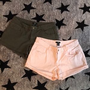 2 h&m short shorts